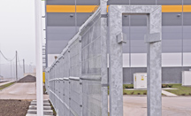 Brama przemysłowa wjazdowa przesuwna automatyczna - Centrum Logistyczne Amazon - Wrocław, Bielany