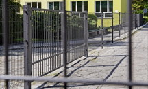 ogrodzenie panelowe, zespół szkół mechanicznych w Namysłowie